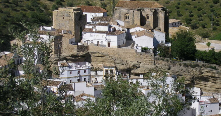 Castillo de Setenil de las Bodegas en Cadiz