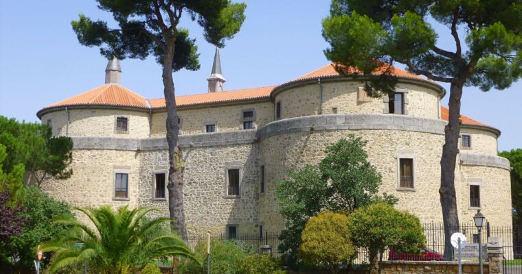 Castillo de Villaviciosa de Odon en Madrid