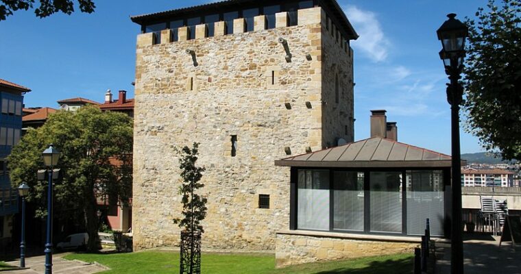 Torre de Salazar en Vizcaya