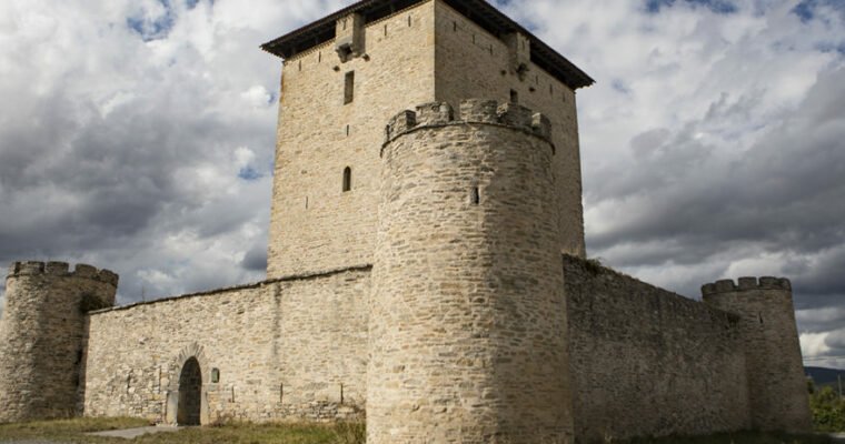 Torre de Mendoza en La Rioja